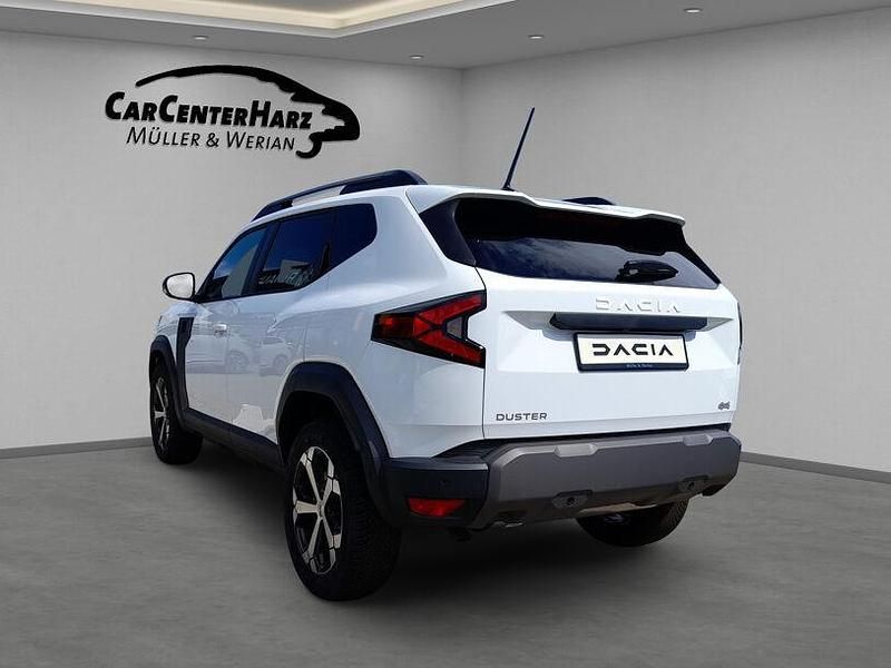 Neu Dacia Duster Journey 131 PS (96 kW) 2025 Weiss SUV