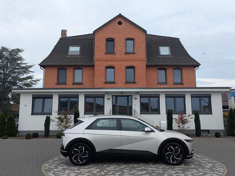 Gold Gebraucht 2021 Hyundai Ioniq 6 Limousine | 23.950 € (Guter Preis) - Bild 1/4