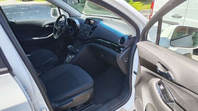 Gebraucht Chevrolet Orlando LT 163 PS (119 kW) 2013 Weiß Van / Kleinbus