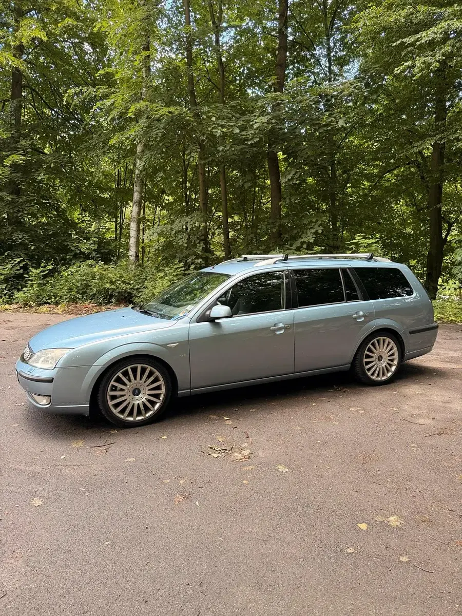 Gebraucht Ford Mondeo 170 PS (125 kW) 2005 Blau Kombi