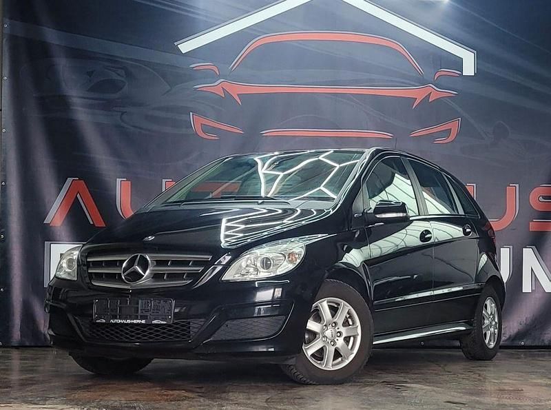 Schwarz Gebraucht 2009 Mercedes B160 Van / Kleinbus | 4.199 € (Fairer Preis) - Bild 1/4