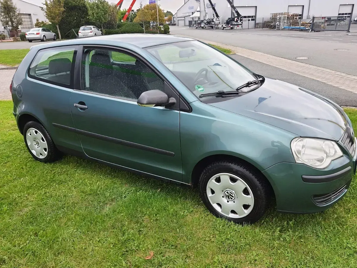 Gebraucht VW Polo 64 PS (47 kW) 2006 Grün Kleinwagen