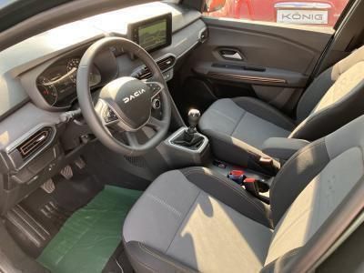Gebraucht Dacia Sandero Extreme 110 PS (80 kW) 2024 Grün Kleinwagen