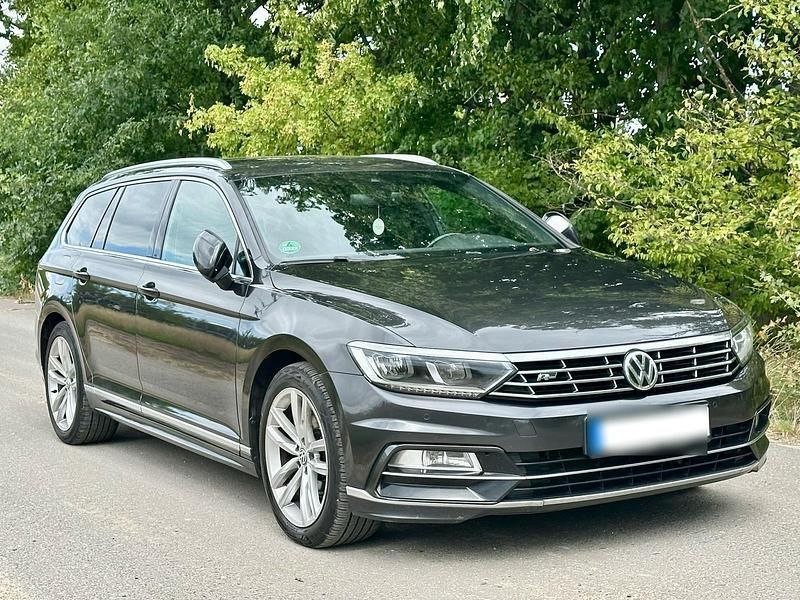 Gebraucht VW Passat R-line 190 PS (139 kW) 2019 Kombi