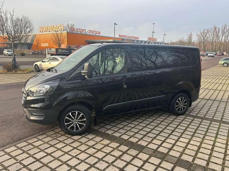 Gebraucht Ford Transit Custom 105 PS (77 kW) 2020 Schwarz Pickup