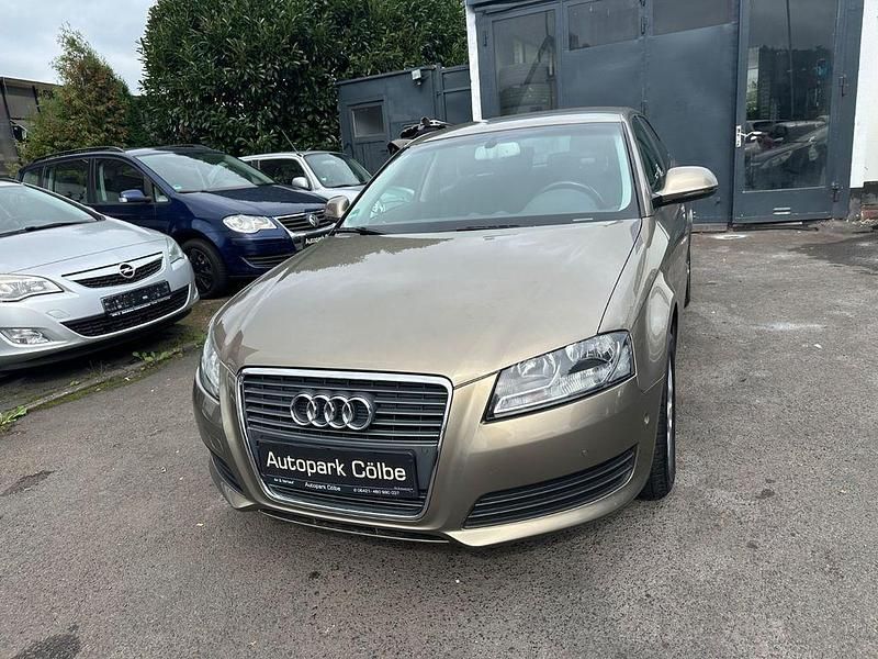 Grau Gebraucht 2009 Audi A3 Attraction Kombi | 7.900 € (Fairer Preis) - Bild 1/4