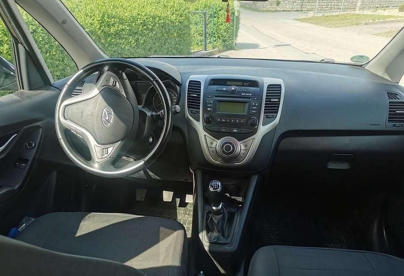 Schwarz Gebraucht 2019 Hyundai ix20 Space Van / Kleinbus | 10.900 € (Fairer Preis) - Bild 1/4