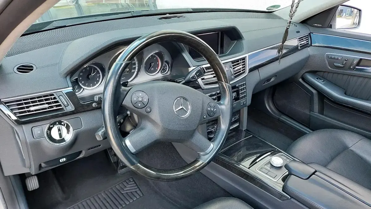 Gebraucht Mercedes 350 250 PS (183 kW) 2009 Grau Kombi