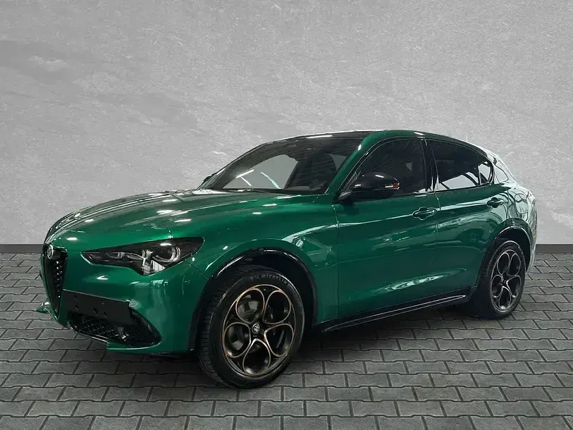 Gebraucht Alfa Romeo Stelvio 280 PS (205 kW) 2026 Verde montreal SUV