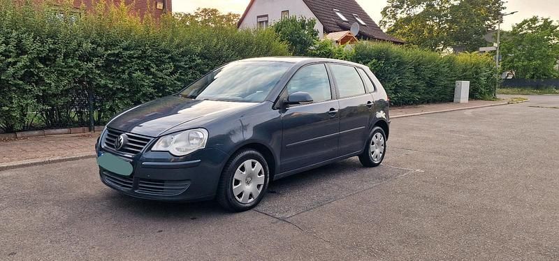Grau Gebraucht 2007 VW Polo Kleinwagen | 2.400 € (Fairer Preis) - Bild 1/4