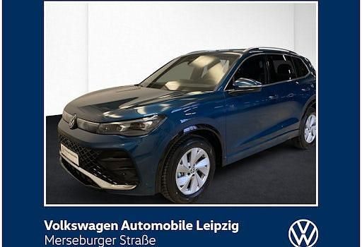 Neu VW Tiguan R-line 150 PS (110 kW) 2025 Blau SUV