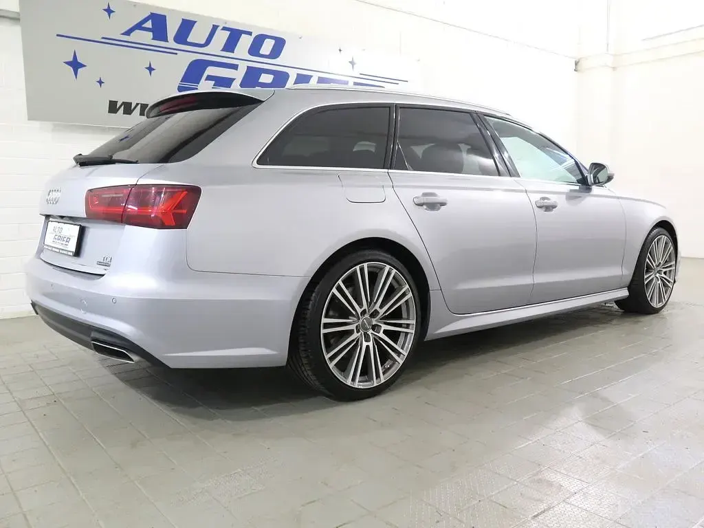 Gebraucht Audi A6 Ambiente 272 PS (200 kW) 2019 Florettsilber metallic (metallic) Kombi