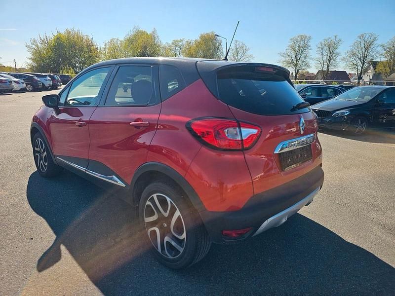 Occasion Renault Captur XMOD 110 ch (80 kW) 2016 Rouge SUV