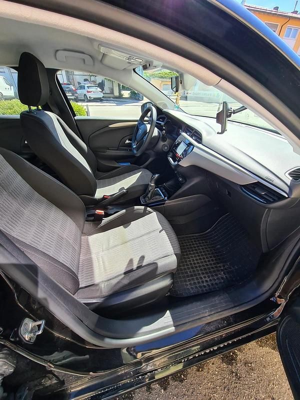 Second-hand Opel Corsa 2020 Negru Hatchback