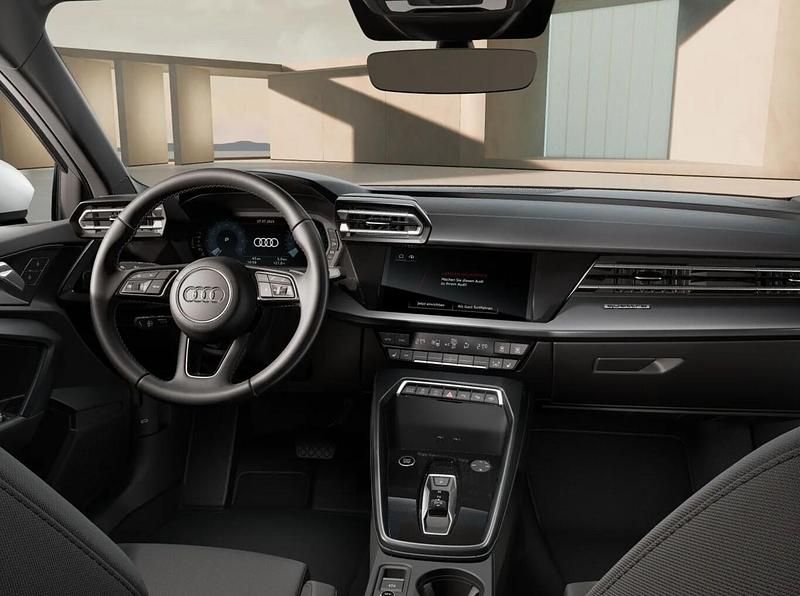 Neu Audi A3 Ambiente 204 PS (150 kW) 2025 Arkonaweiß SUV