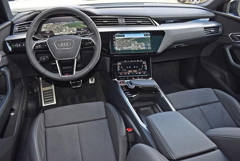 Brugt Audi SQ8 e-tron Ambiente 369 kW (503 HK) 2024 Blå SUV
