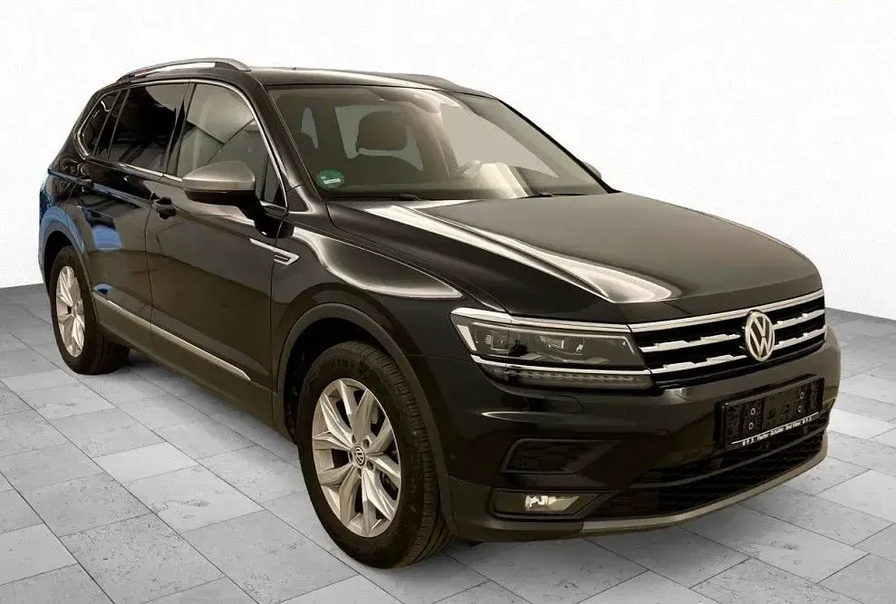 Gebraucht VW Tiguan Allspace 150 PS (110 kW) 2020 Schwarz SUV