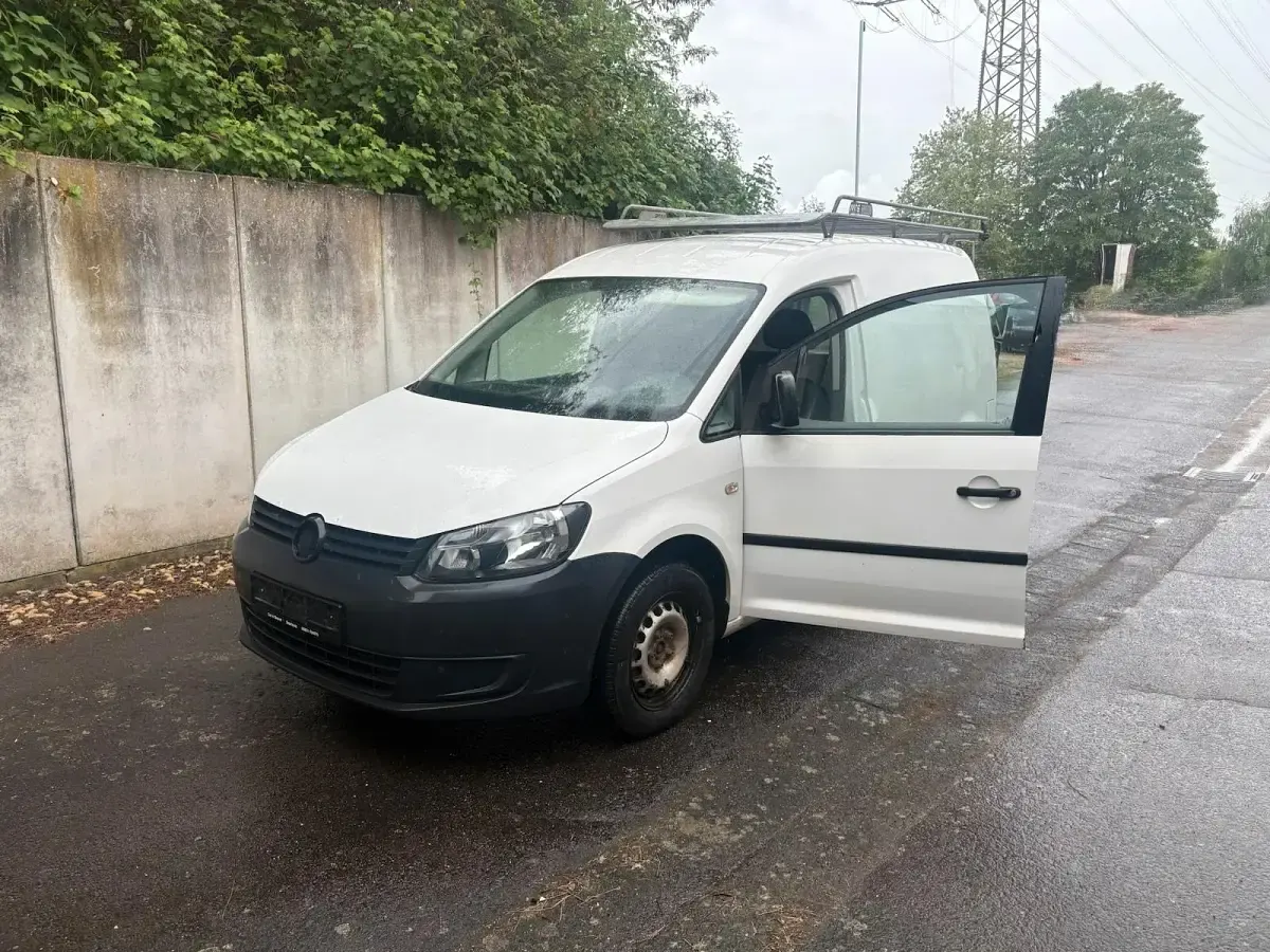 Gebraucht VW Caddy 102 PS (75 kW) 2011 Weiß Van / Kleinbus