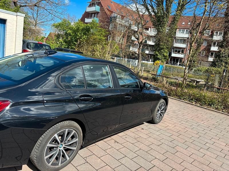 Gebraucht BMW 330 286 PS (210 kW) 2021 Schwarz Limousine