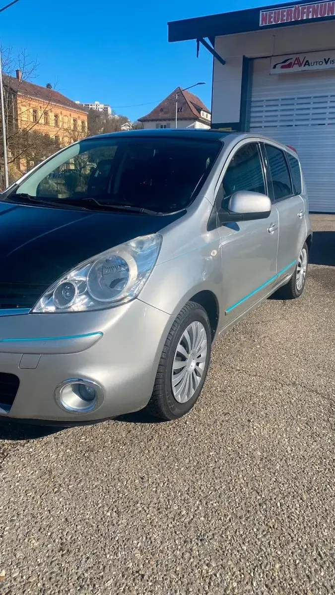 Gebraucht Nissan Note 110 PS (80 kW) 2013 Silber Kleinwagen