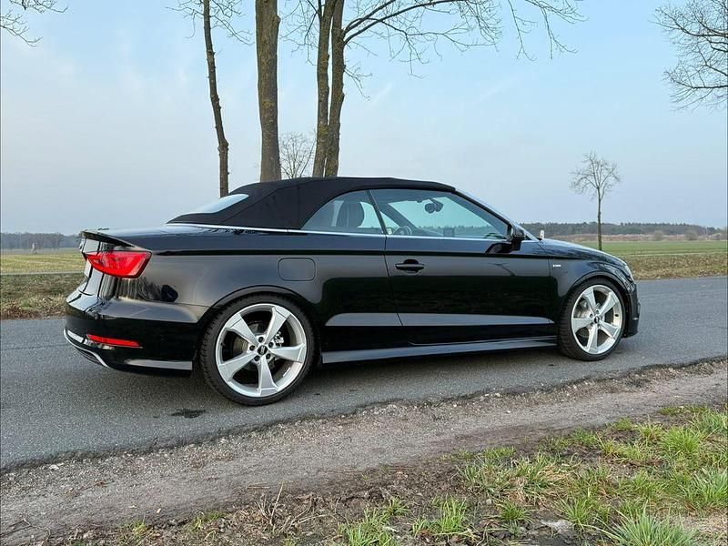 Gebraucht Audi A3 Cabriolet S-Line 150 PS (110 kW) 2015 Schwarz Cabrio