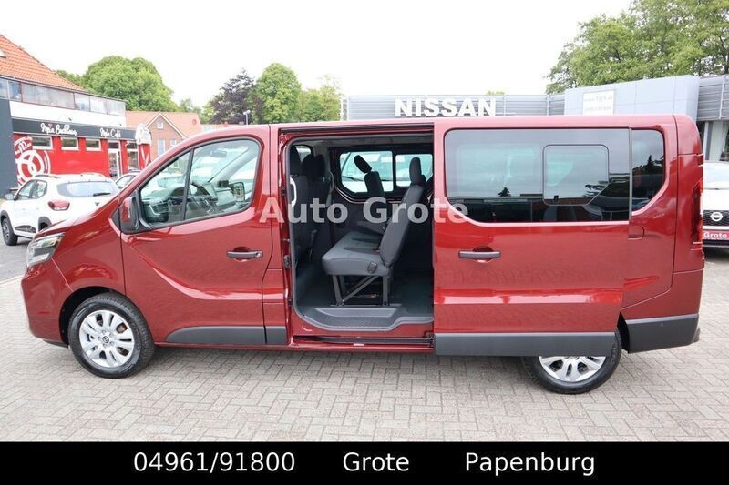 Gebraucht Nissan Primastar Tekna 170 PS (125 kW) 2024 Rot Van / Kleinbus