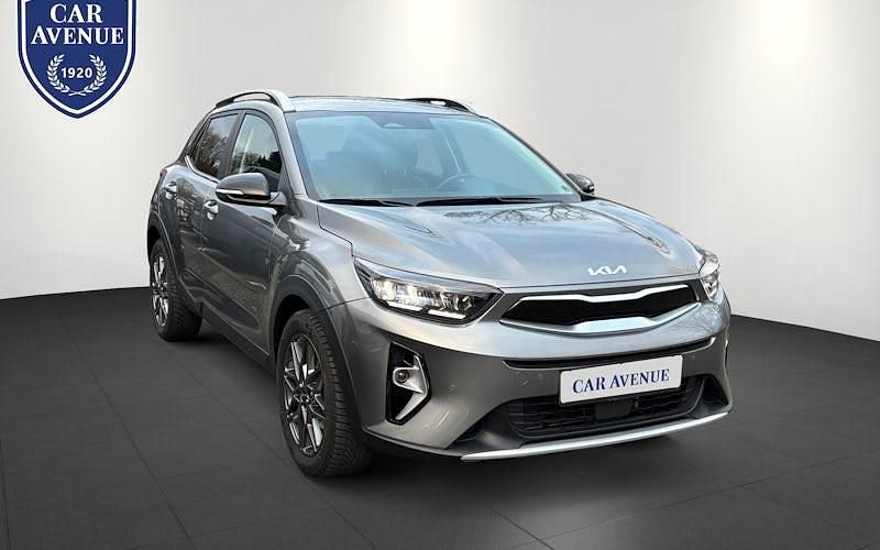 Gebraucht Kia Stonic 120 PS (88 kW) 2024 Grau SUV