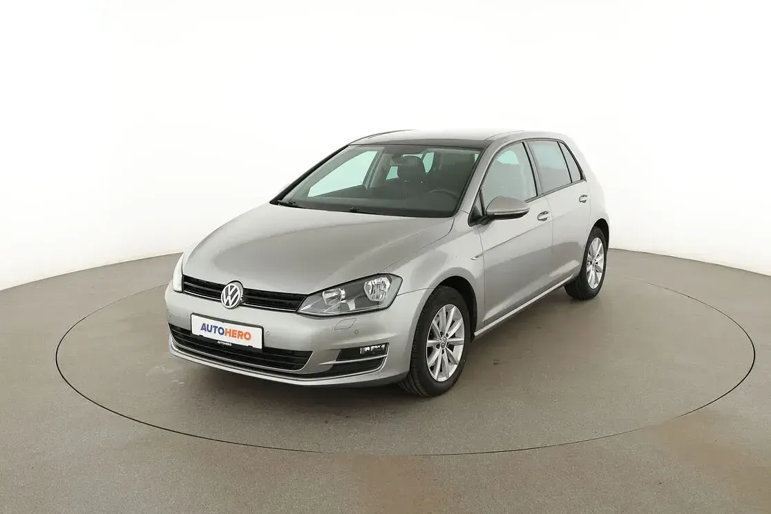Gebraucht VW Golf VII LOUNGE 110 PS (80 kW) 2015 Limousine