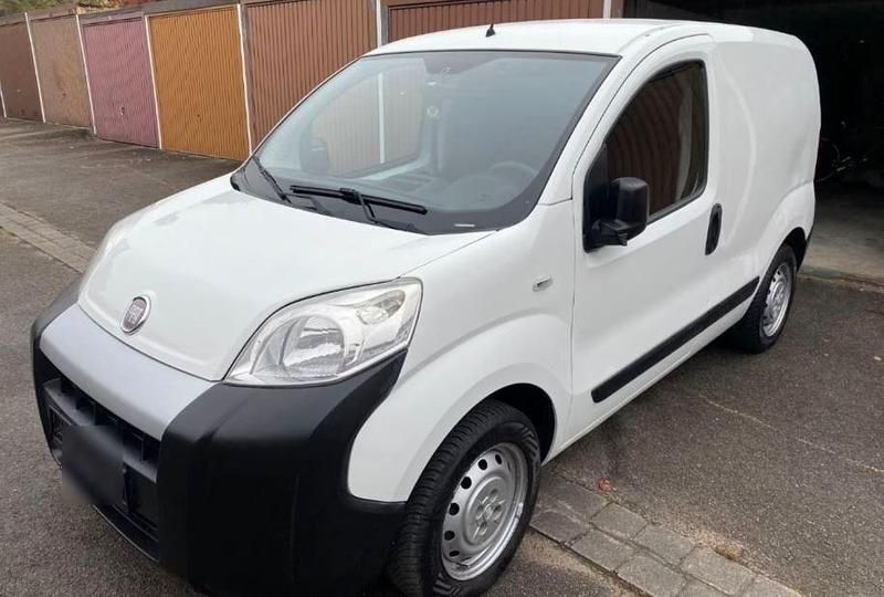 Weiß Gebraucht 2009 Fiat Fiorino Van / Kleinbus | 4.450 € (Fairer Preis) - Bild 1/4