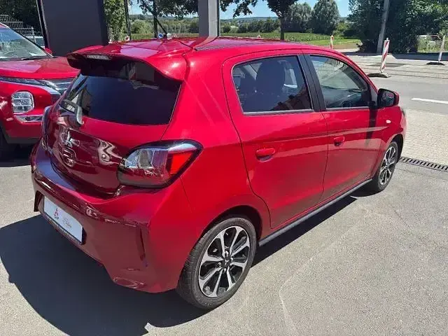 Gebraucht Mitsubishi Space Star Spirit+ 80 PS (58 kW) 2021 Rot Kleinwagen