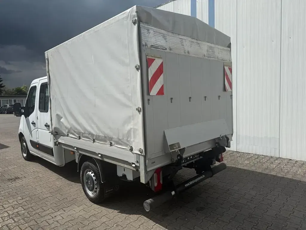 Gebraucht Renault Master 131 PS (96 kW) 2019 Weiß Van / Kleinbus