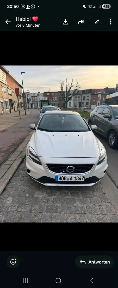 Gebraucht Volvo V40 155 PS (114 kW) 2016 Weiß Limousine
