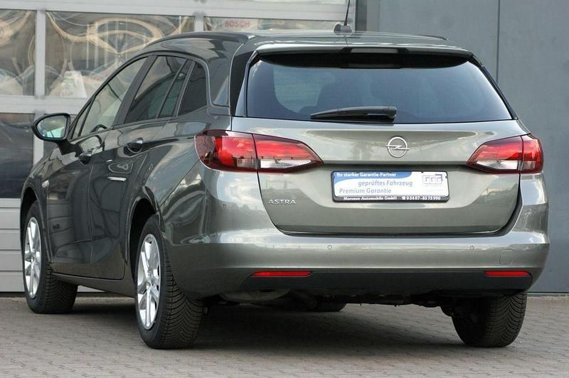 Gebraucht Opel Astra Edition 122 PS (89 kW) 2022 Grau Kombi