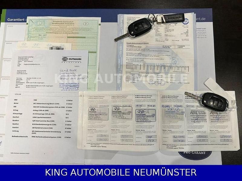 Gebraucht Hyundai i20 75 PS (55 kW) 2015 Schwarz Limousine