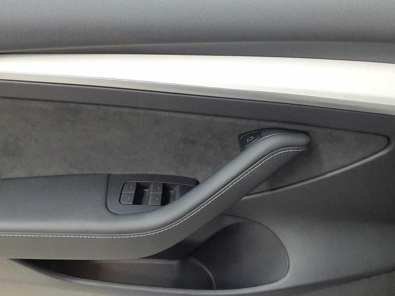 Gebraucht Tesla Model 3 Performance 377 kW (513 PS) 2021 Solid black Limousine