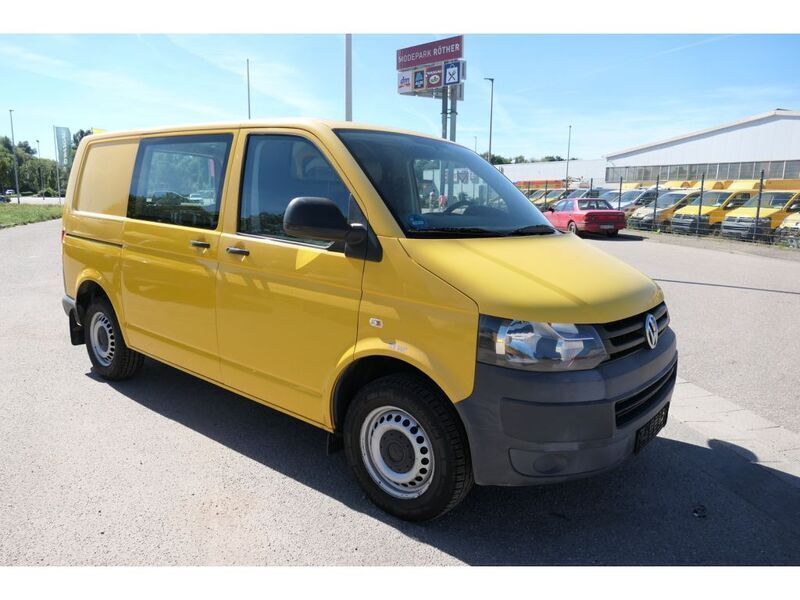 Gebraucht VW T5 84 PS (61 kW) 2010 Ginstergelb r1032 Van