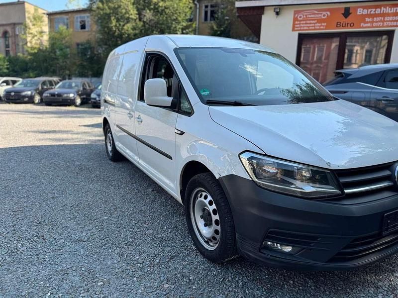 Candyweiss Gebraucht 2016 VW Caddy Maxi Trendline Van / Kleinbus | 4.990 € (Fairer Preis) - Bild 1/4