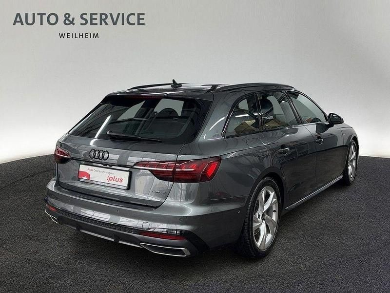 Gebraucht Audi A4 S-Line 204 PS (150 kW) 2024 Daytonagrau perleffekt Kombi