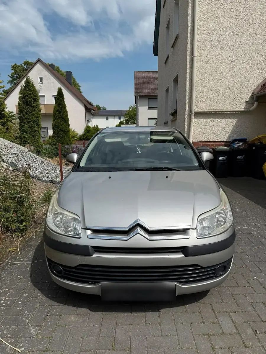 Gebraucht Citroën C4 109 PS (80 kW) 2008 Silber Limousine