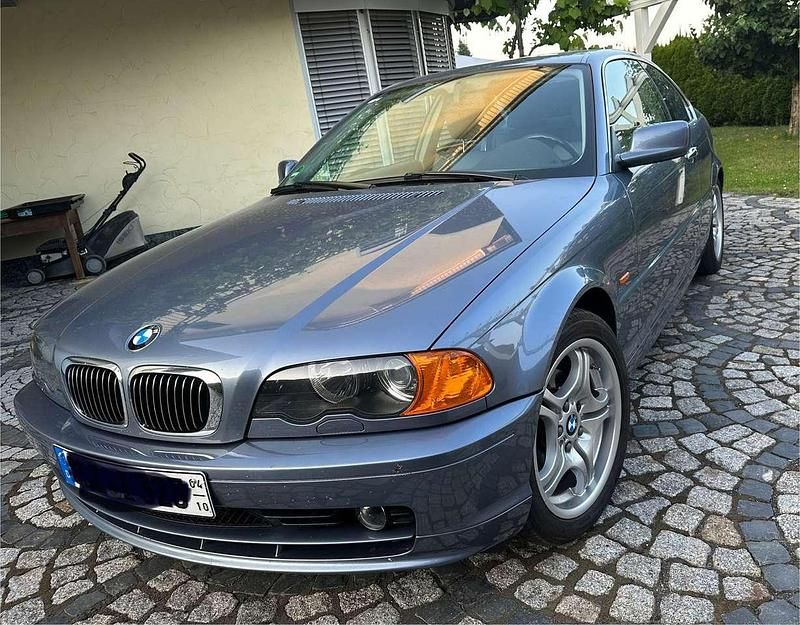 Blau Gebraucht 2000 BMW 323 Coupé | 13.499 € (Teuer) - Bild 1/4