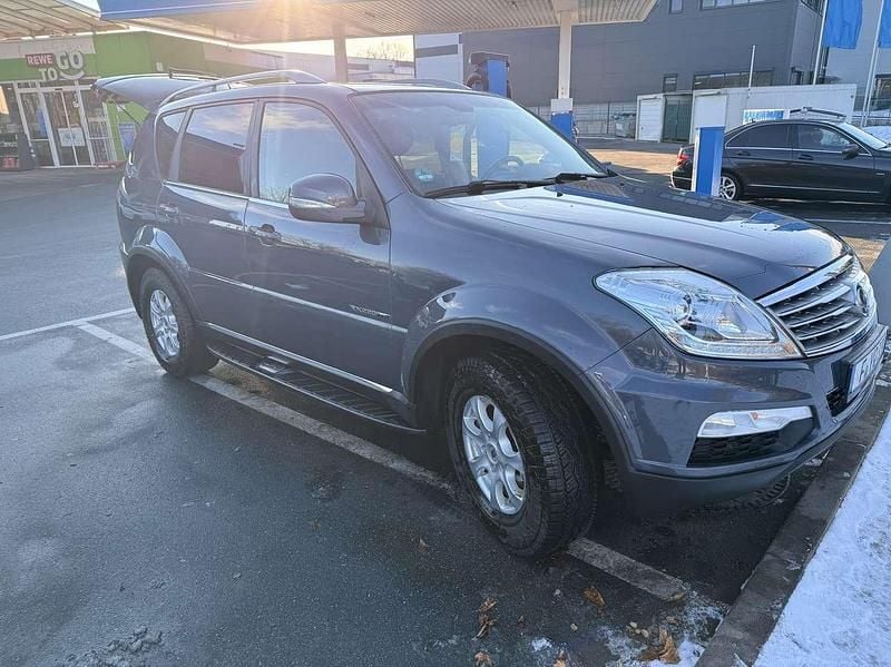 Usata SsangYong Rexton 178 CV (130 kW) 2017 Grigio SUV