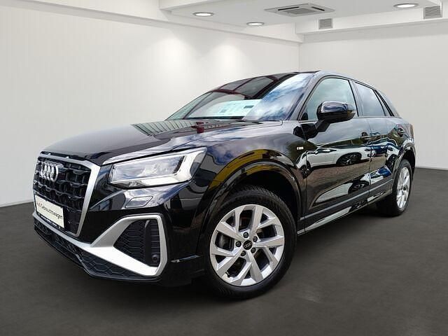 Gebraucht Audi Q2 S-Line 150 PS (110 kW) 2023 Mythosschwarz metallic SUV