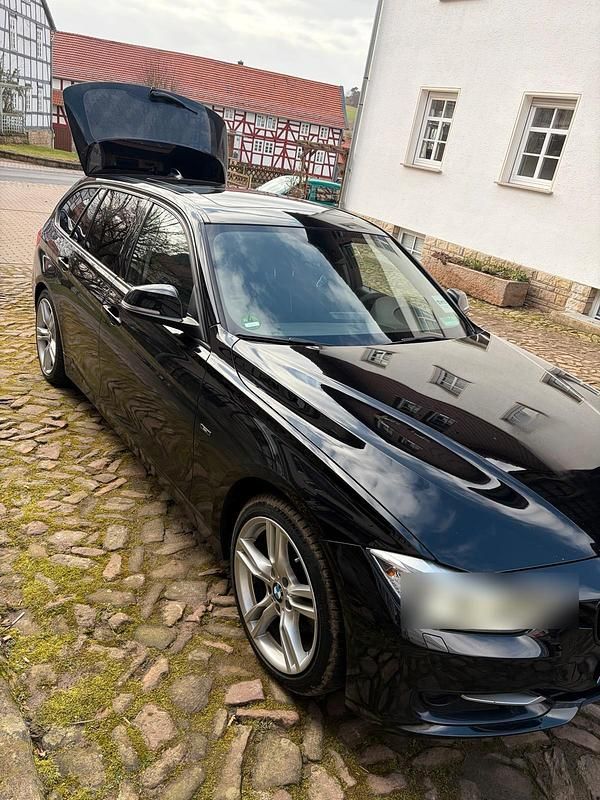 Gebraucht BMW 330 M Sport 258 PS (189 kW) 2013 Schwarz Kombi