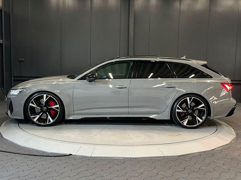 Gebraucht Audi RS6 Ambiente 600 PS (441 kW) 2023 Grau (nardograu) Kombi