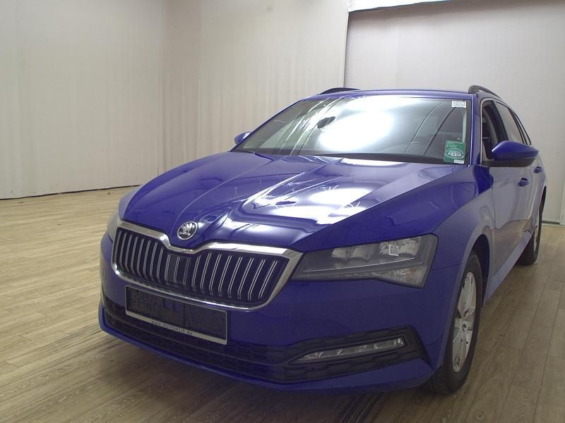 Gebraucht Skoda Superb Ambition 150 PS (110 kW) 2022 Blau Kombi