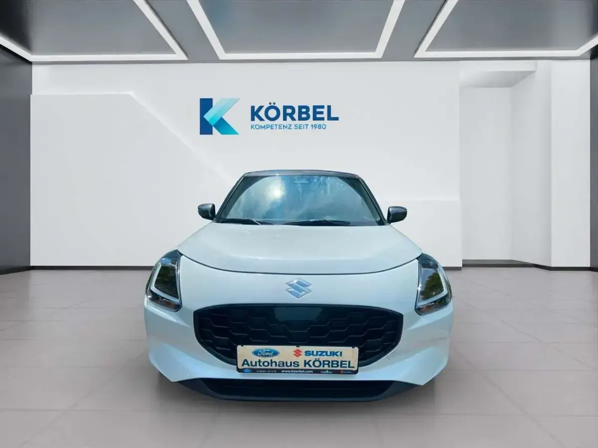Neu Suzuki Swift Comfort 83 PS (61 kW) 2026 Weiß Kleinwagen