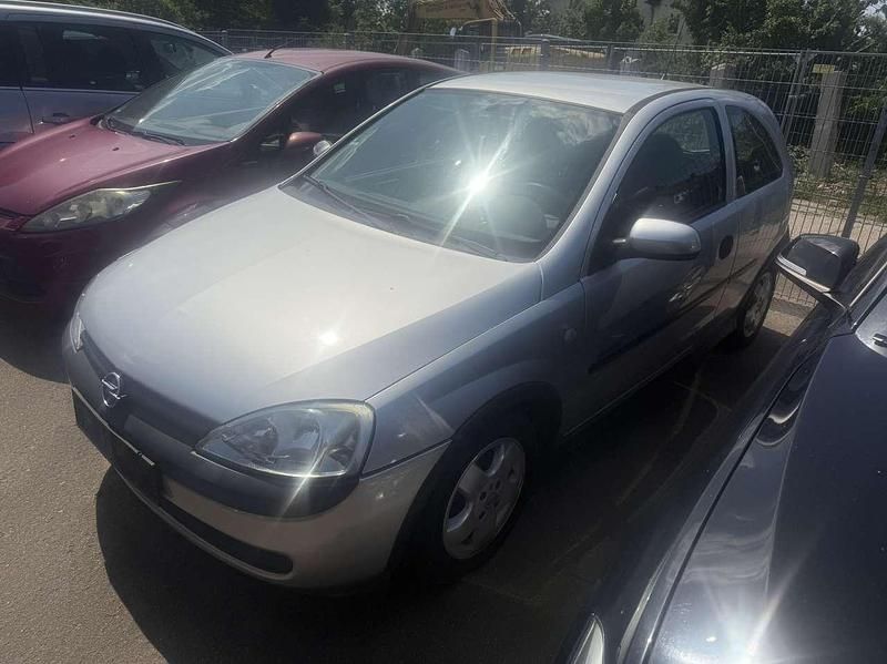 Silber Gebraucht 2002 Opel Corsa Basis Kleinwagen | 1.250 € (Fairer Preis) - Bild 1/4