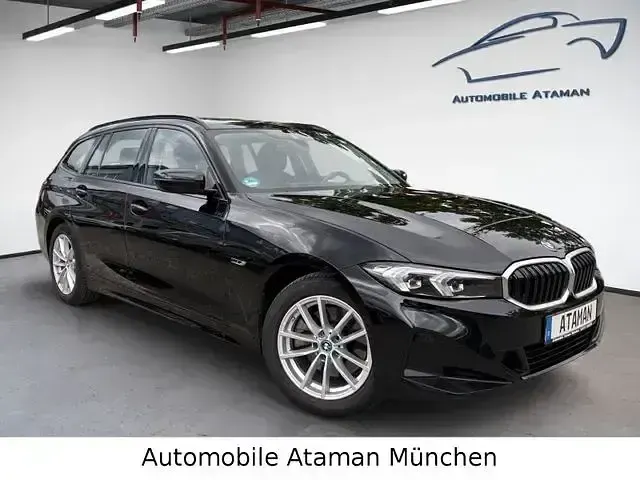 Gebraucht BMW 320e Shadowline 204 PS (150 kW) 2023 Schwarz Kombi