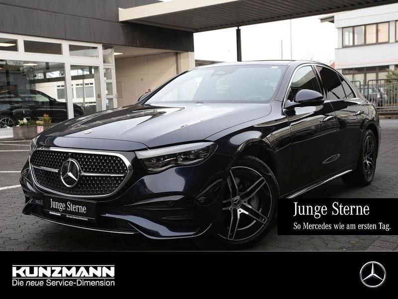 Nautikblau metallic Gebraucht 2024 Mercedes E400 AMG Limousine | 62.789 € (Superpreis) - Bild 1/4