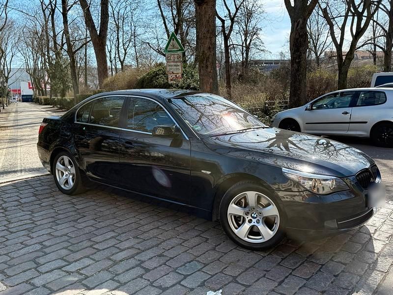 Gebraucht BMW 530 272 PS (200 kW) 2008 Schwarz Limousine